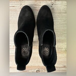 Vince Camuto 6.5 Black Booties